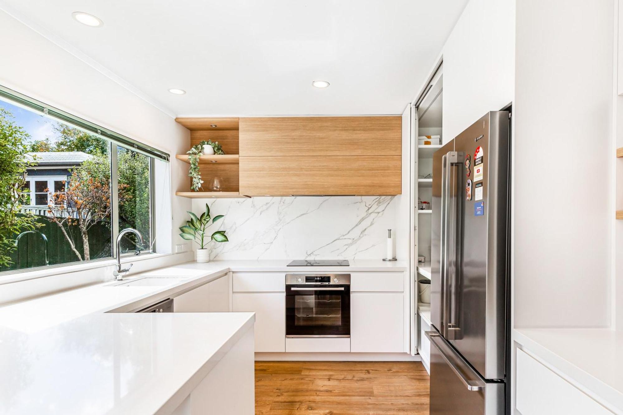Private And Sunny 3-Bedroom Home With Parking Auckland Luaran gambar